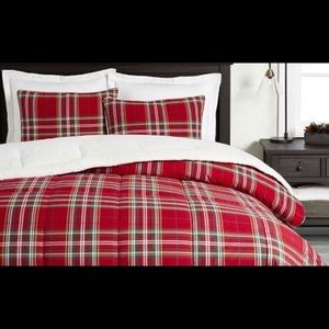 Pottery Barn Sierra Plaid Sherpa King Comforter and 2 King shams
